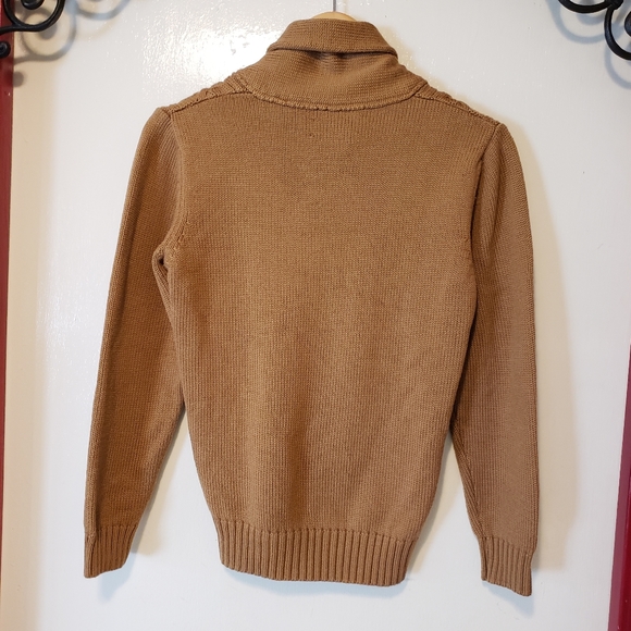 Izac Sweater - Picture 8 of 13